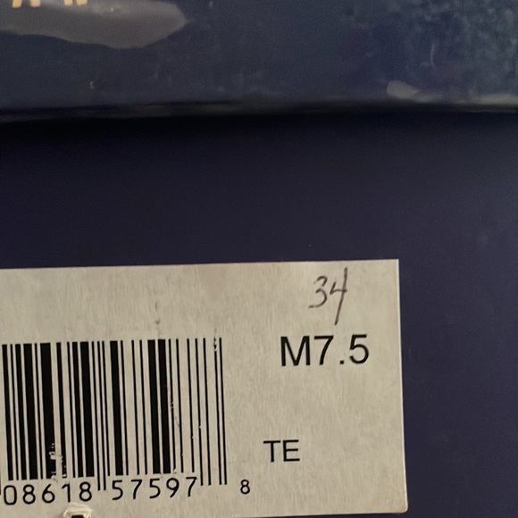 Stuart Weitzman Bronze Strappy Knotted Elegant Sandals 7.5 - Picture 7 of 15